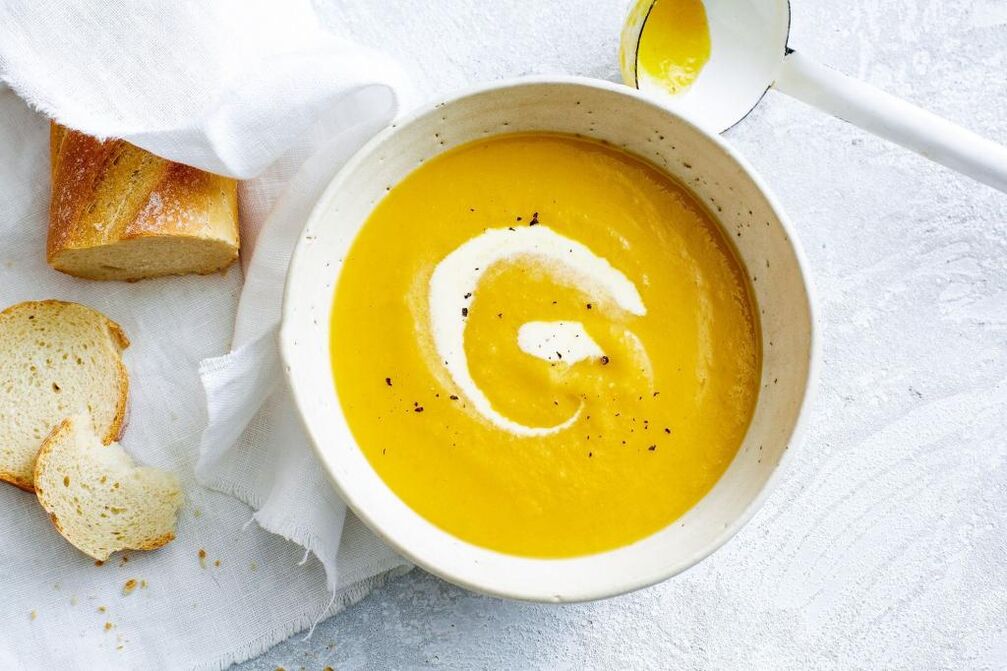 While following a stomach ulcer diet, you can make pureed pumpkin soup. 